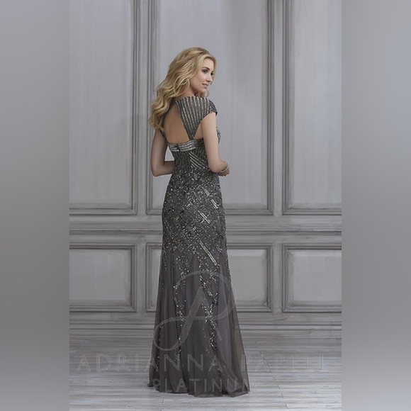 Adrianna Papell Platinum Gown 40103 Size: 2 - Picture 3 of 10